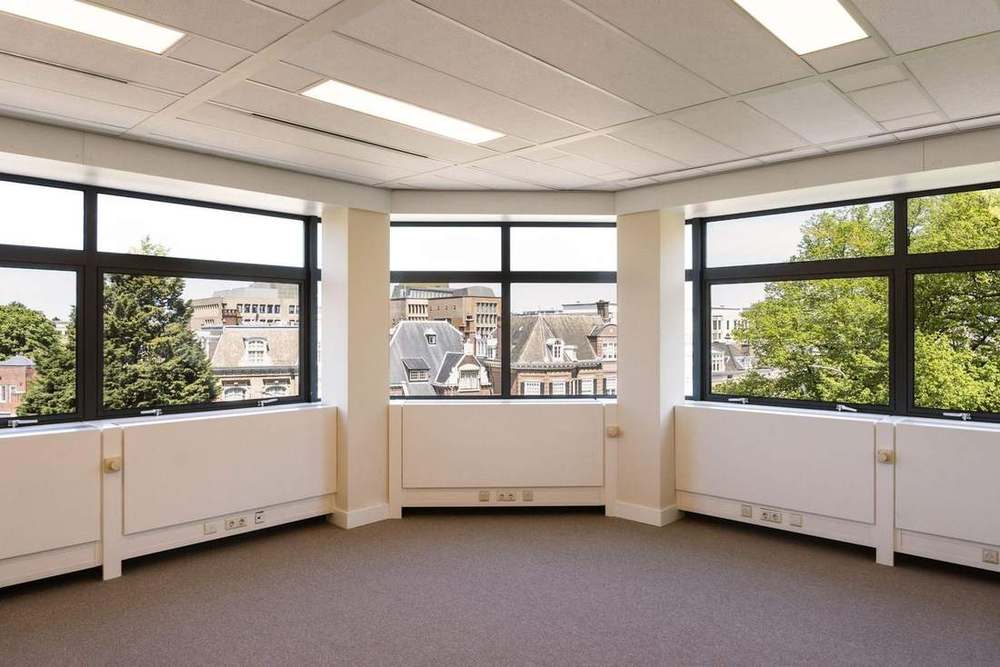 Coworking space The Hague Zeestraat The Hague Zeestraat | YOUNG Workspaces