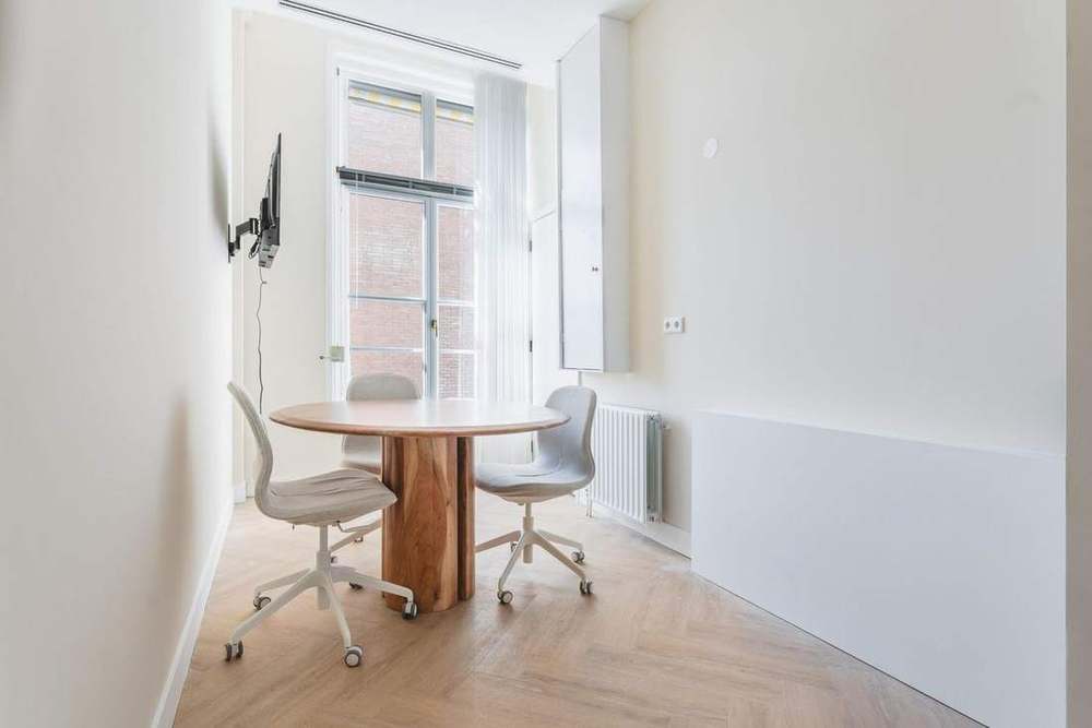 Coworking space The Hague Zeestraat The Hague Zeestraat | YOUNG Workspaces